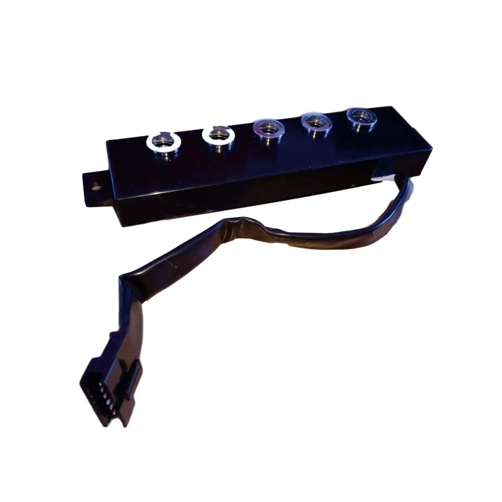 Přepínací a spínací prvky, panely