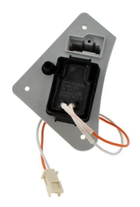 Čerpadlo 488000526697 určeno k odčerpávání vody ve sušičce prádla Whirlpool Indesit