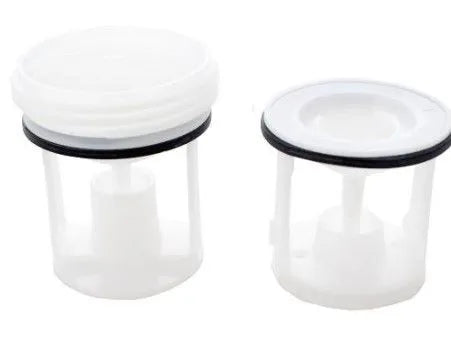 C00141034 Filtr pro odčerpávání vody v pračce Indesit a slouží jako náhradní díl