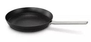 Pánev BSH17005717 náhradní díl pro indukční varné desky Bosch a Siemens 28 cm