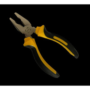 Kleště kombi 165 mm univerzální nářadí určené pro svírání a řezání vodičů v domácí dílně