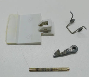 Madlo C00058929 náhradní díl pro otevření dveří v pračce Whirlpool Indesit