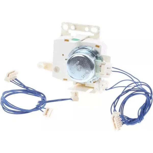 Motorek 00442753 určen pro pohon rozdělovače vody v pračce Bosch Siemens