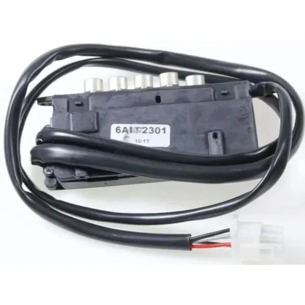 Ovládací panel C00274357 určen pro ovládání odsavačů par Whirlpool Indesit