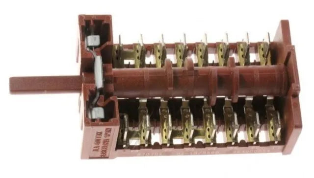 Přepínač 263900054 náhradní díl pro troubu Beko zajišťující spolehlivost a odolnou konstrukci