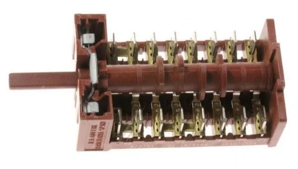 Přepínač 263900054 náhradní díl pro troubu Beko zajišťující spolehlivost a odolnou konstrukci