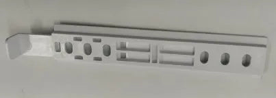 Sada 5883160100 pro montáž vestavné chladničky Beko Blomberg