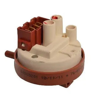 Presostat C00110332 pro řízení hladiny vody v pračce Whirlpool Indesit