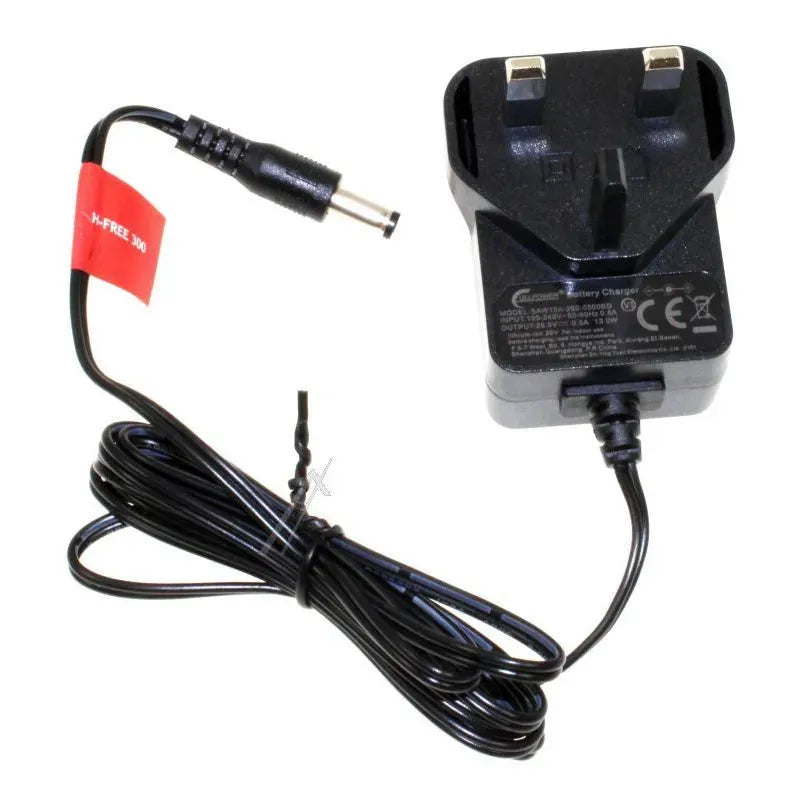 Transformátor 48033236 určený k napájení vysavače Candy Hoover