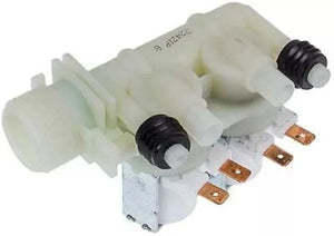 Ventil C00066518 určený k přívodu vody do praček Whirlpool Indesit Ariston